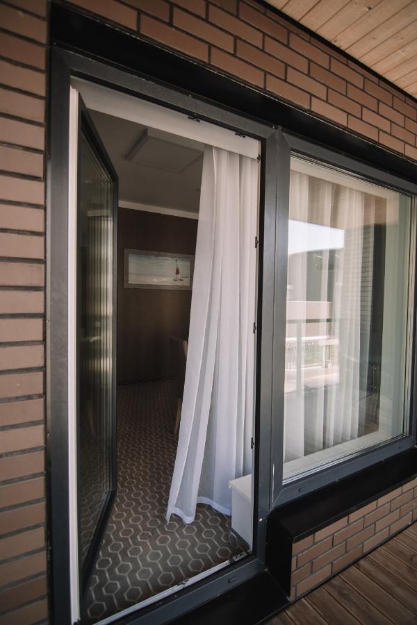 Merepargi Aparthotel & Cafe Narva-Jõesuu Esterno foto