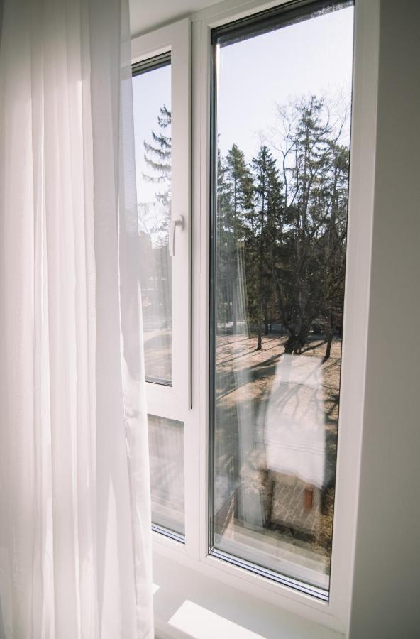 Merepargi Aparthotel & Cafe Narva-Jõesuu Esterno foto