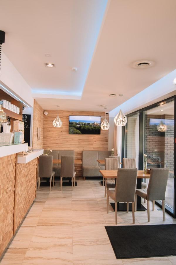 Merepargi Aparthotel & Cafe Narva-Jõesuu Esterno foto