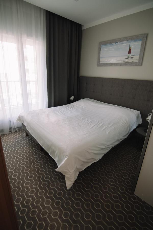 Merepargi Aparthotel & Cafe Narva-Jõesuu Esterno foto